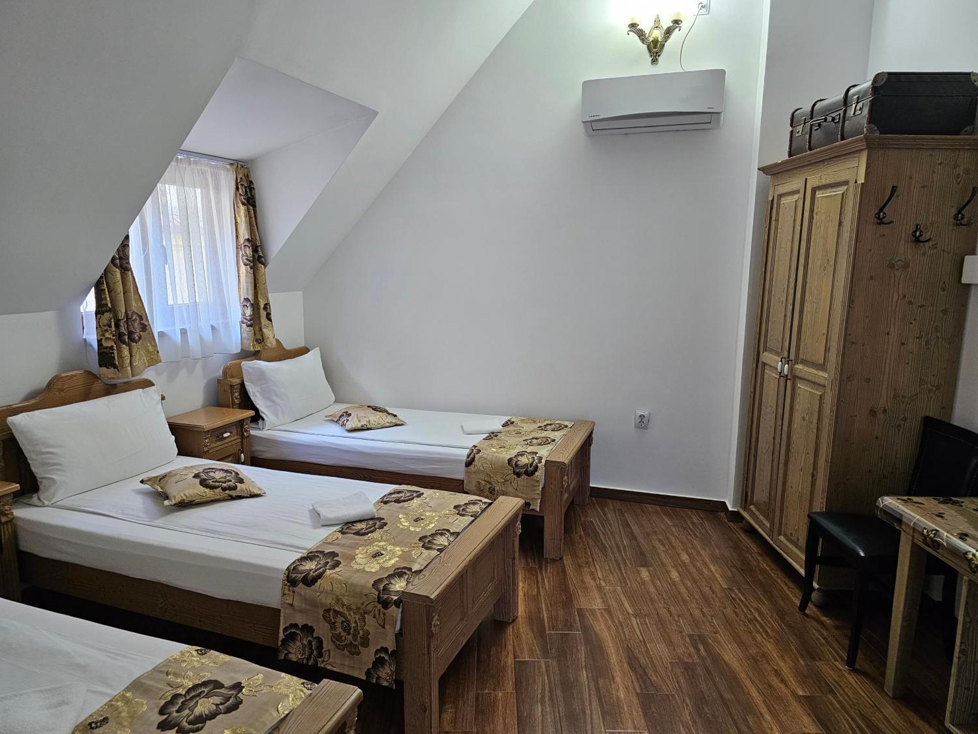 Pensiunea Nobil Medieval Sighişoara Habitación foto