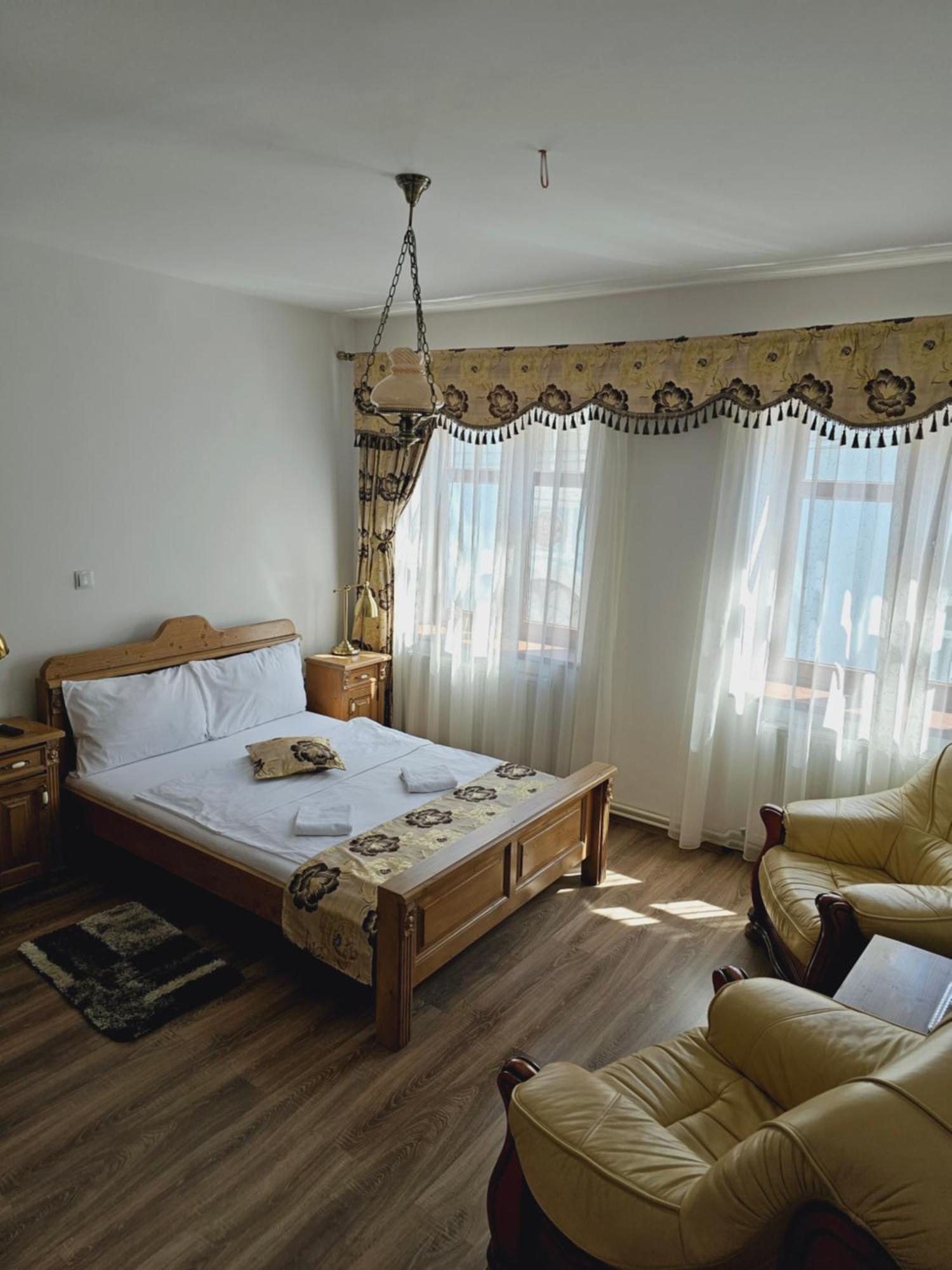 Pensiunea Nobil Medieval Sighişoara Habitación foto