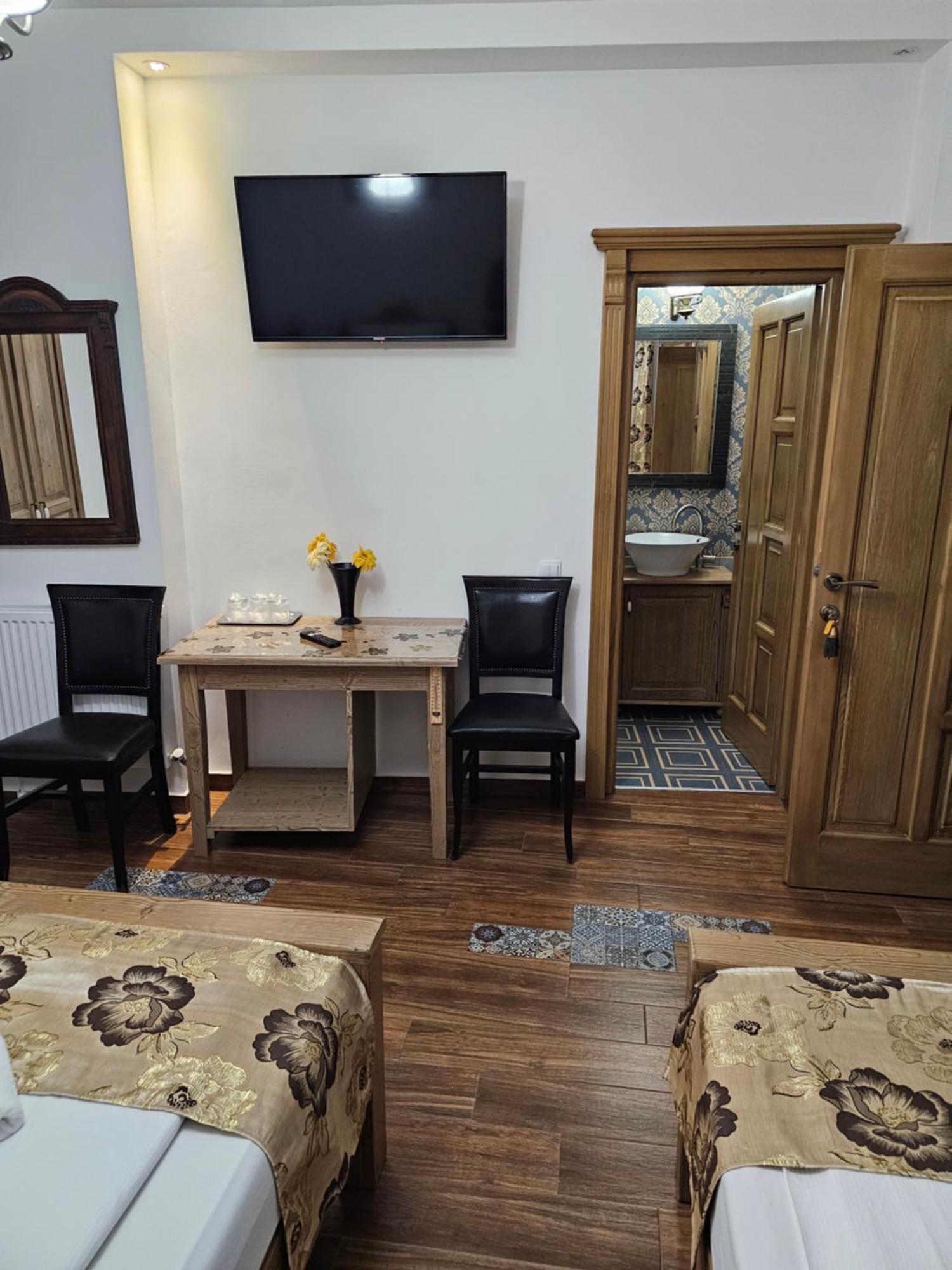 Pensiunea Nobil Medieval Sighişoara Habitación foto